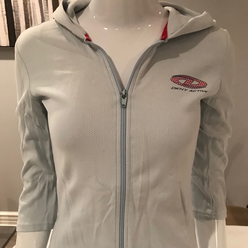 Tommy Hilfiger woman’s zip up